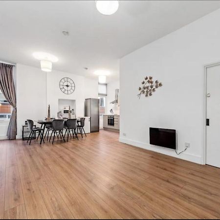 Majestic 2-Bedroom Flat In Knightsbridge-Hyde Park Kb70 لندن المظهر الخارجي الصورة