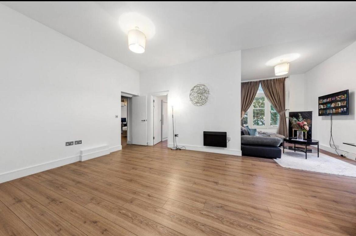 Majestic 2-Bedroom Flat In Knightsbridge-Hyde Park Kb70 لندن المظهر الخارجي الصورة